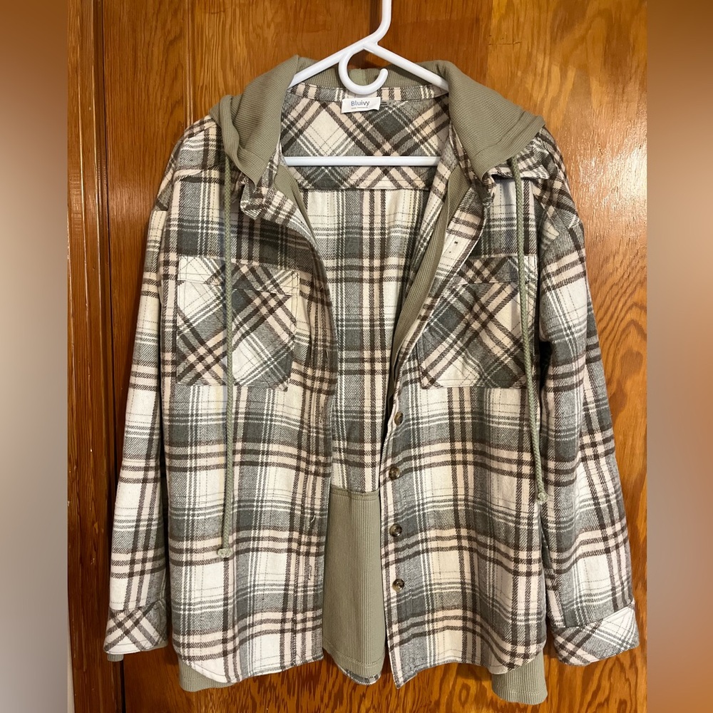 Bluivy Plaid shacket with Hoodie